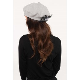 Beret damski z tiulową kokardką z tyłu LGK114