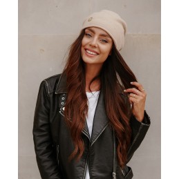 Klasyczna wełniana czapka LGK117