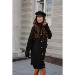 Swetrowa sukienka z golfem i guzikami LS304