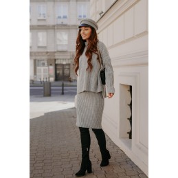Komplet swetrowy – spódnica i sweter z golfem LS308