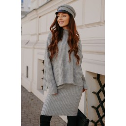 Komplet swetrowy – spódnica i sweter z golfem LS308