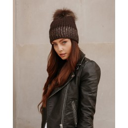 Czapka z pomponem w delikatną panterkę LGK125