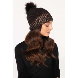Czapka z pomponem w delikatną panterkę LGK125